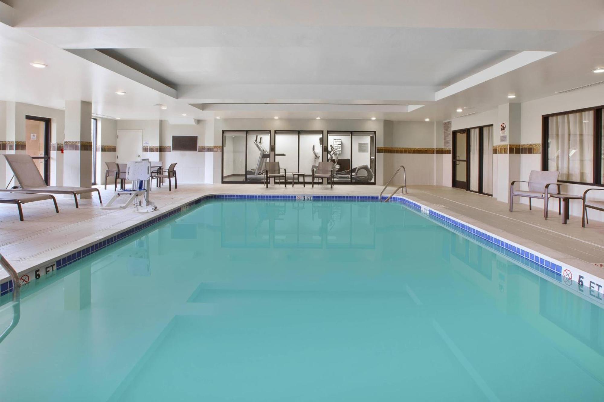 Courtyard By Marriott Сомерсет Екстер'єр фото