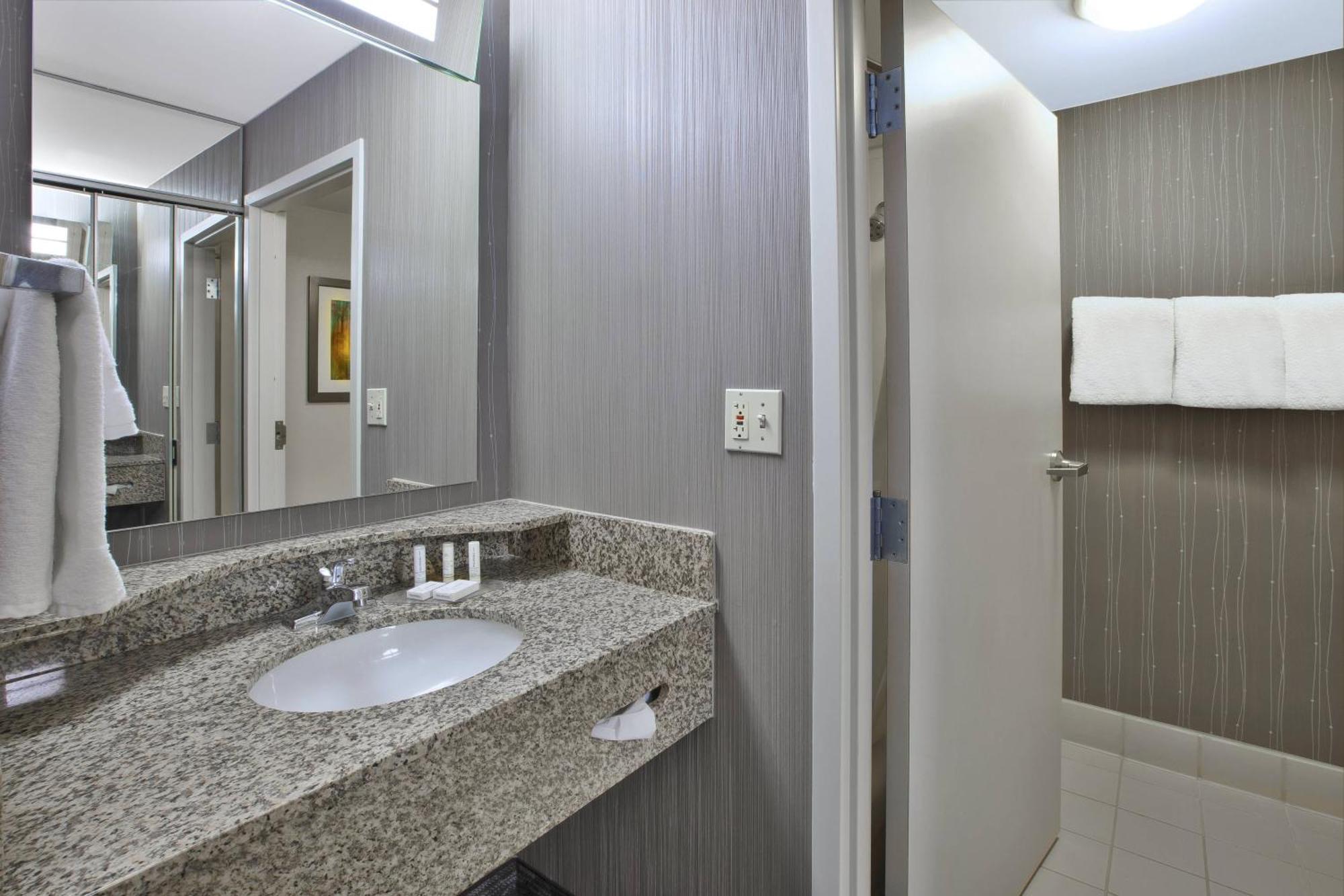 Courtyard By Marriott Сомерсет Екстер'єр фото