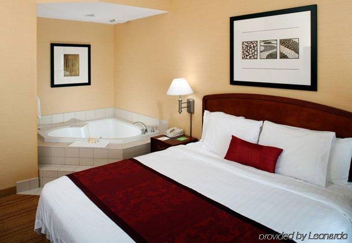Courtyard By Marriott Сомерсет Номер фото